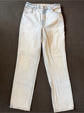 Abercrombie & Fitch Light Blue ‘90s Straight Ultra High Rise Jeans